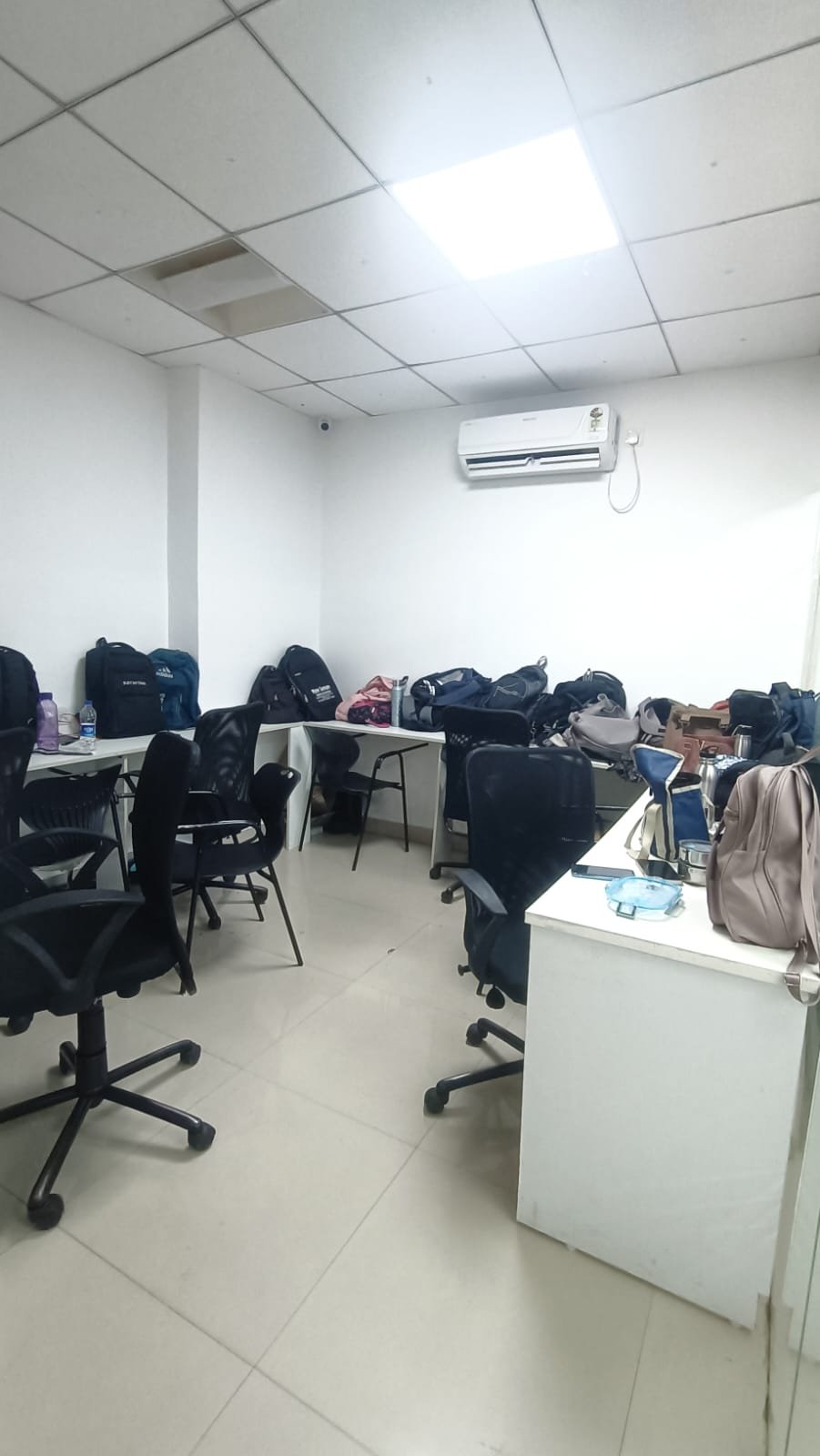 ARIHANT AURA 